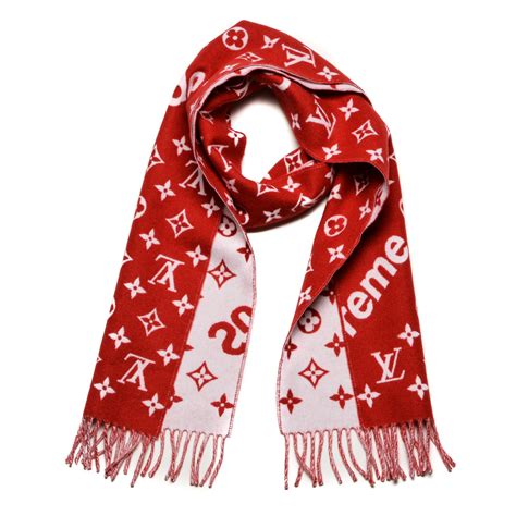 supreme x louis vuitton scarf.